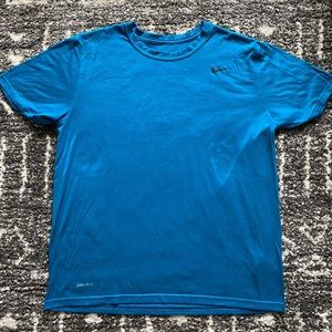 Nike Dri-Fit Training shirt men’s size xl